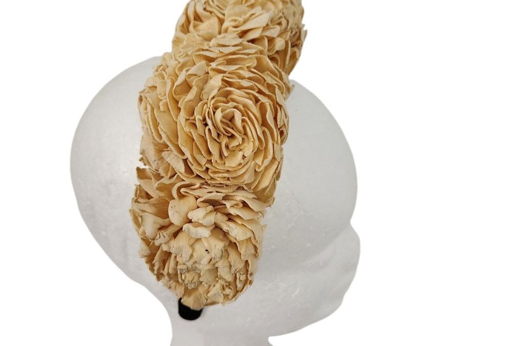 Neutral Flower Crowns: Boho Weddings and Garden Parties with Petals Headwear