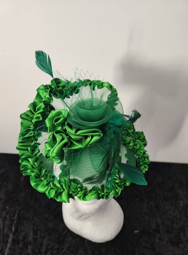 Emerald Ruffle Women Headpiece view 5