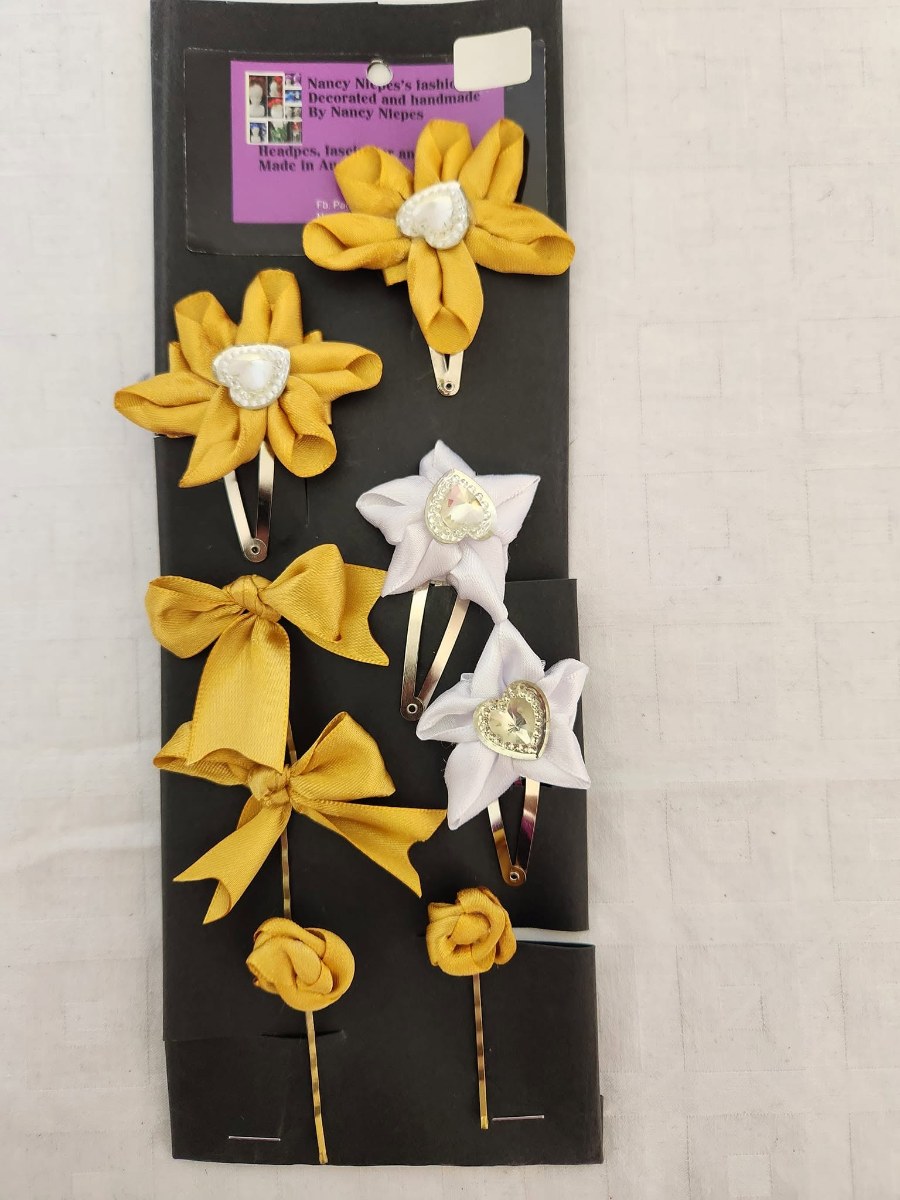 Gold White Flower Hair Clips Set view 2