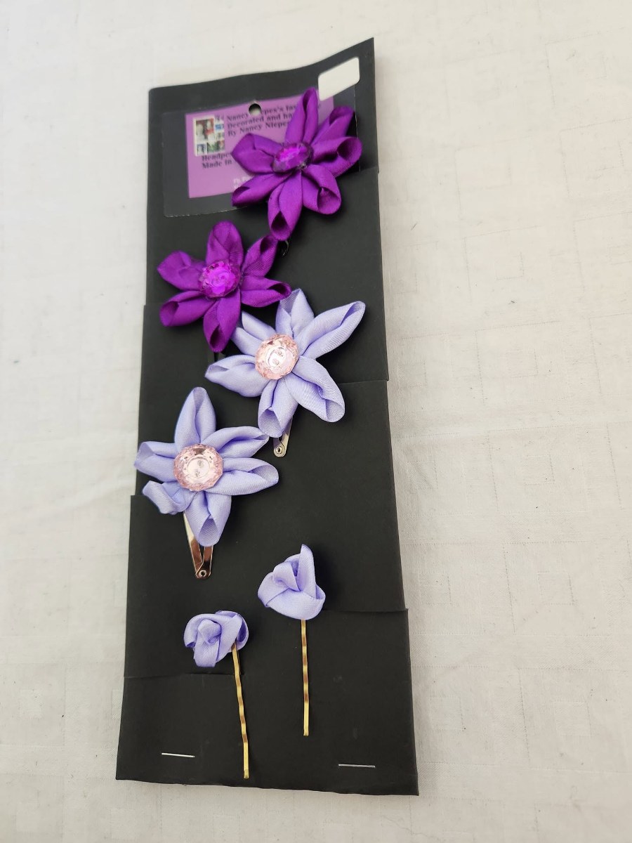 Lilac Star Flower Hair Clips Set view 2