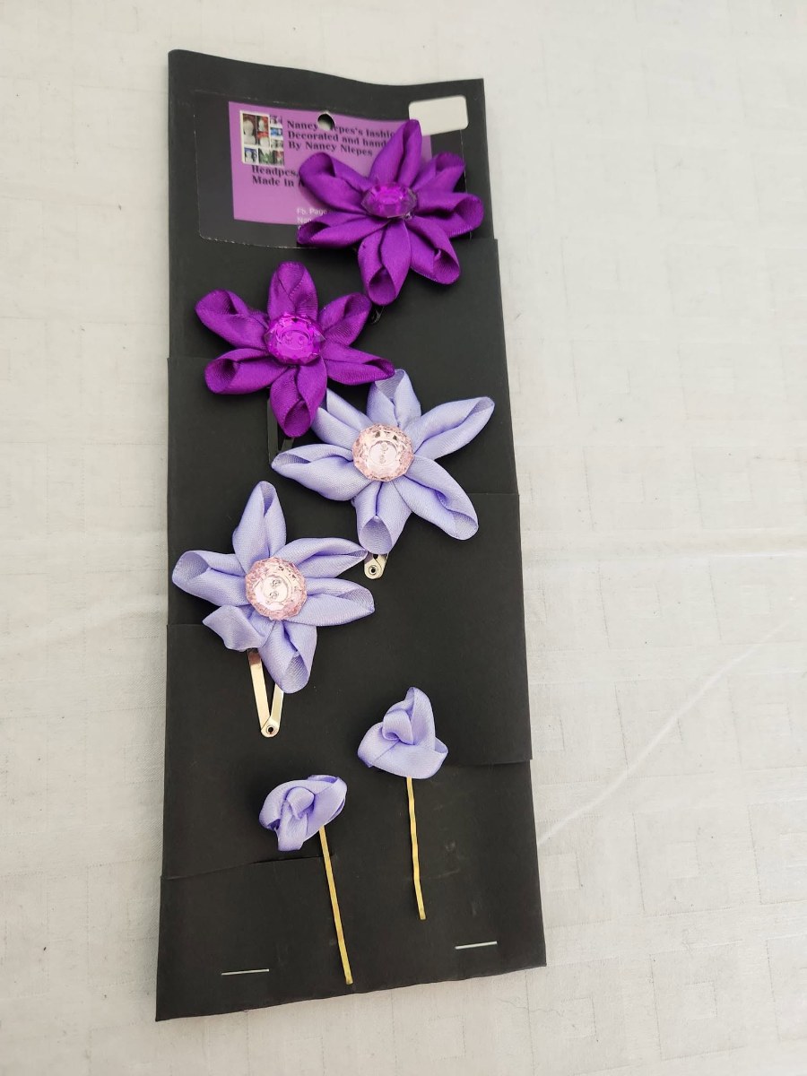 Lilac Star Flower Hair Clips Set view 3